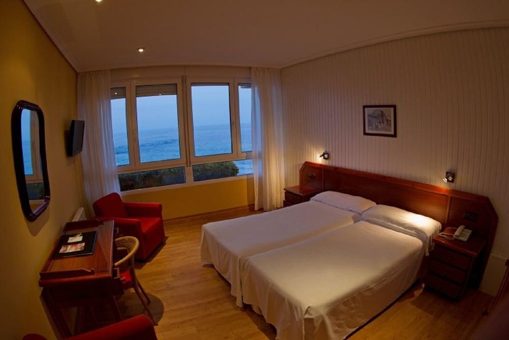 Hotel Josein コミージャス エクステリア 写真